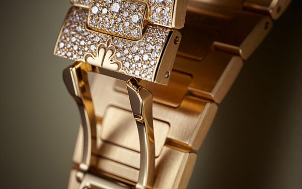 07bbc4dc5cc1586a046a770d1fdb5ff5dc424dd7 Patek Philippe Nautilus Haute Joaillerie Ladies Automatic Watch, 18K Rose Gold and Diamonds, 35,2mm, Ref# 7118/1450R-001