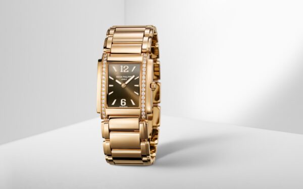 08c372d4cb8a5838b92b27903b6ac0fe9c8decfa Patek Philippe Twenty~4 Quartz Ladies Watch, 18k Rose Gold with 34 Diamond (~0.57 ct), 25.1 x 30 mm, Ref# 4910/1201R-001