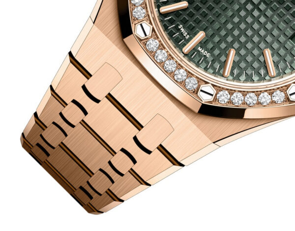 Audemars Piguet Royal Oak SELFWINDING “50TH ANNIVERSARY” Ref# 15551OR.ZZ.1356OR.03