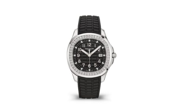 1507e745ce483c8a593a029a8f9daad101602e74 Patek Philippe Aquanaut Luce, Stainless Steel, 38,8mm, Ref# 5267/200A-001