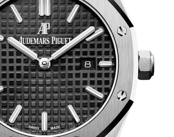 Audemars Piguet Royal Oak QUARTZ Ref# 67650ST.OO.1261ST.01
