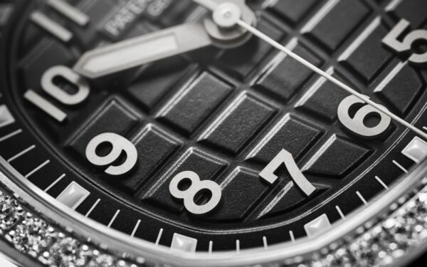 339e65411df9a51ca3b2919aeefb9c609c8c812e Patek Philippe Aquanaut Luce, Stainless Steel, 38,8mm, Ref# 5267/200A-001