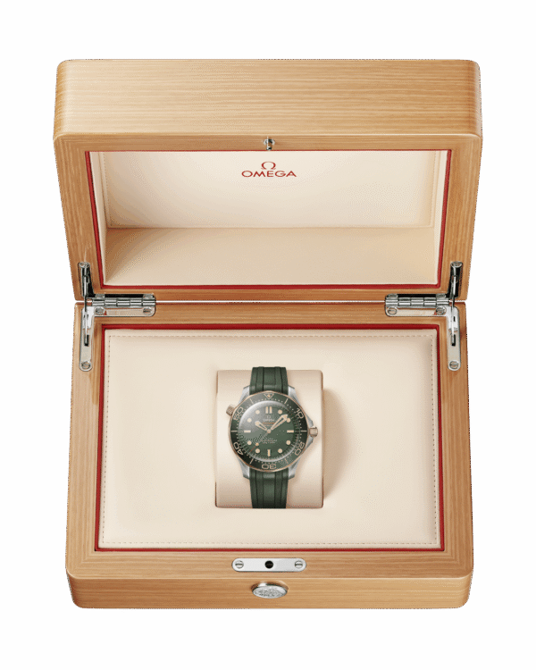 Unworn, Omega Seamaster Diver 300m, Titanium and OMEGA’s exclusive 9K Bronze Gold, 42mm, Ref# 210.92.42.20.10.001, box and papers