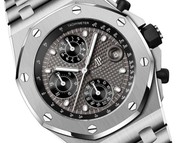 Audemars Piguet Royal Oak Offshore SELFWINDING CHRONOGRAPH Ref# 26238TI.OO.2000TI.01