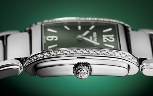 71fa55e24bf27eb8d79b9f7e5ea78dff023e8cfc Patek Philippe Twenty~4 Quartz Ladies Watch, Stainless Steel with 36 Diamond (~0.42 ct), 25.1 x 30 mm, Ref# 4910/1200A-011