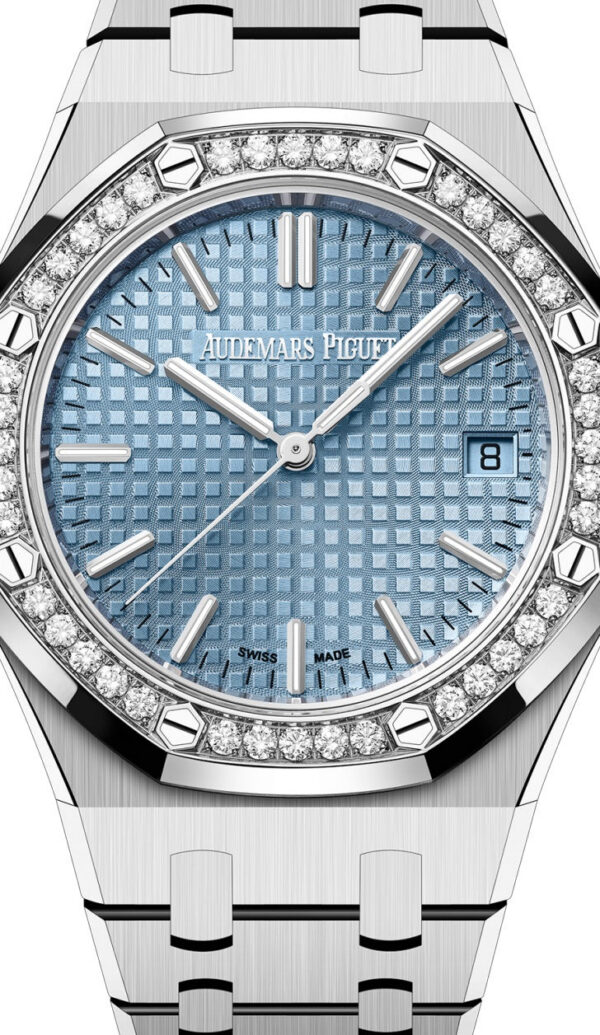 Audemars Piguet Royal Oak SELFWINDING “50TH ANNIVERSARY” Ref# 15551ST.ZZ.1356ST.01