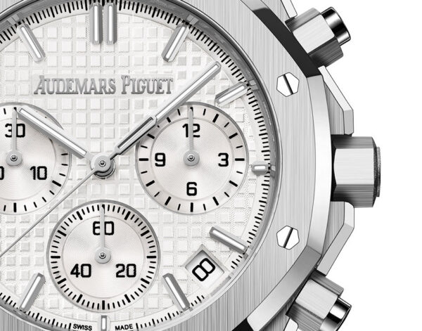 Audemars Piguet Royal Oak SELFWINDING CHRONOGRAPH “50TH ANNIVERSARY” Ref# 26240ST.OO.1320ST.03