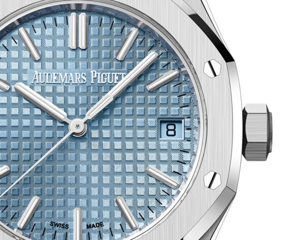 Audemars Piguet Royal Oak SELFWINDING “50TH ANNIVERSARY” Ref# 15550ST.OO.1356ST.04