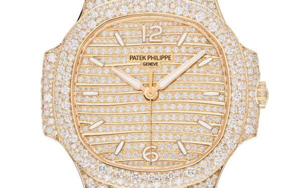 7e82f2c0f1549c2b963eff032cecac70d97e75ee Patek Philippe Nautilus Haute Joaillerie Ladies Automatic Watch, 18K Rose Gold and Diamonds, 35,2mm, Ref# 7118/1450R-001