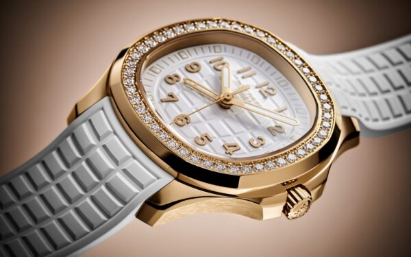 8298c27947121df8f9744f4181560bc91e1c0099 Patek Philippe Aquanaut Luce Travel Time, 18k Rose Gold, 38,8mm, Ref# 5269/200R-001