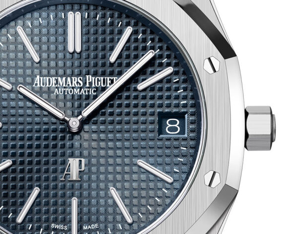 Audemars Piguet Royal Oak “JUMBO” EXTRA-THIN “50TH ANNIVERSARY” Ref# 16202ST.OO.1240ST.01
