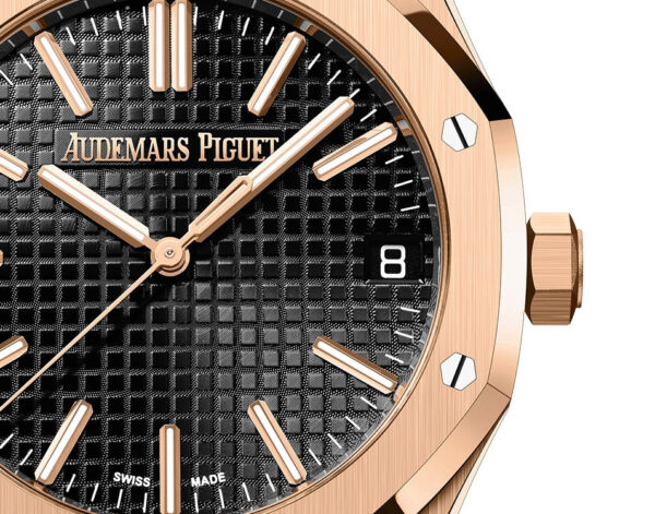 Audemars Piguet Royal Oak SELFWINDING “50TH ANNIVERSARY” Ref# 15510OR.OO.1320OR.02