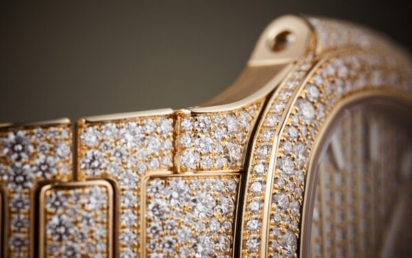 b1f6749e2a54fd61c92326759c6496ed34783661 Patek Philippe Nautilus Haute Joaillerie Ladies Automatic Watch, 18K Rose Gold and Diamonds, 35,2mm, Ref# 7118/1450R-001