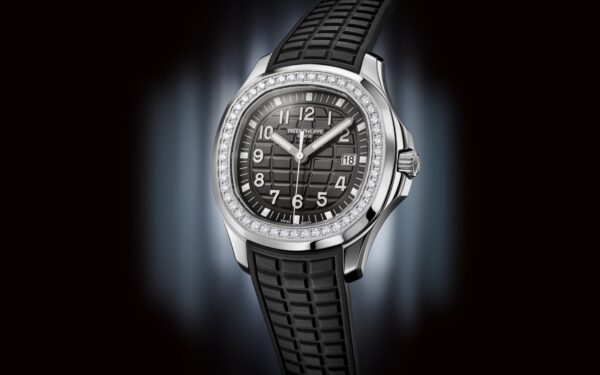 b45118553903ef581f4ecc96be1d9ca800988410 Patek Philippe Aquanaut Luce, Stainless Steel, 38,8mm, Ref# 5267/200A-001