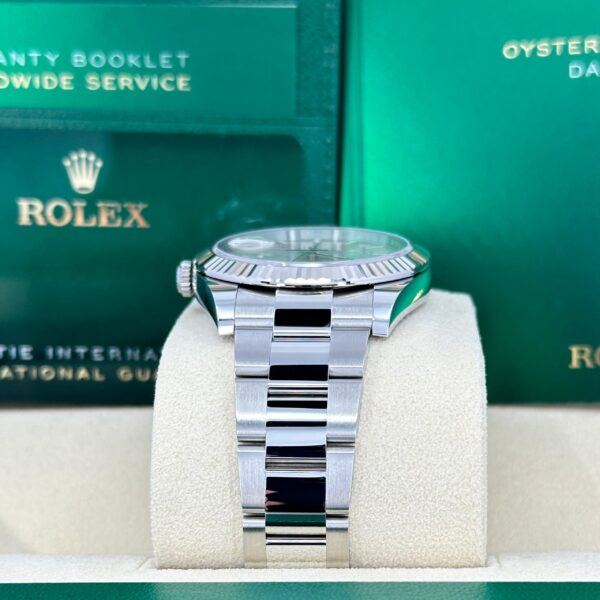 b8eb08f0c519250c912dd5bd658121fe02f58f7a Rolex Datejust 41, Stainless Steel and 18k White Gold, 41mm, Ref# 126334-0003