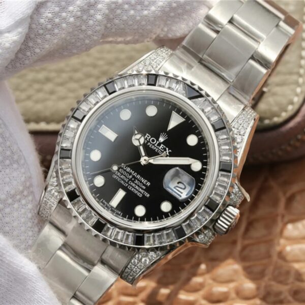b98a3177456f38f10c5bae6c21a0480e91063fa7 Rolex Submariner Date Silver Black Diamond, 40mm, Ref#116610LN