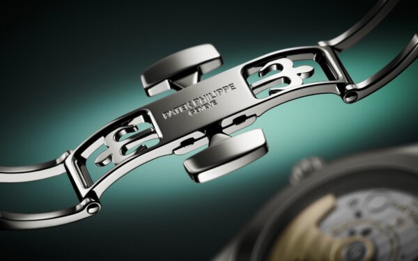 e0c4e464621bf9d3e991b5a542c679469b881d13 Patek Philippe Twenty~4 Automatic, Stainless Steel with 160 diamonds ~0,77ct, 36mm, Ref# 7300/1200A-011