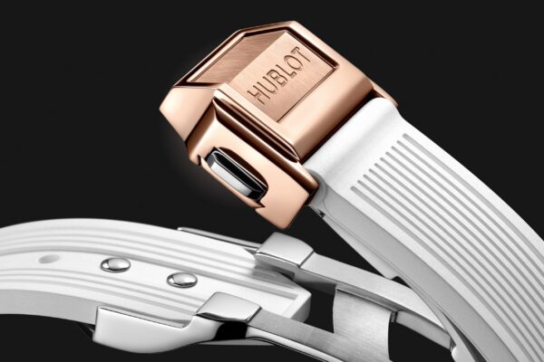 e5d0a28c3d4e8d07cb4ae9d46a094e7fcb20cb5f Hublot Big Bang ONE CLICK KING GOLD WHITE DIAMONDS Ref# 485.OE.2210.RW.1204